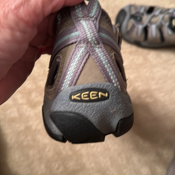 Keen Spirit Sandals for Women. Size 7.5. 38 EU. Tan/light blue/grey/black. - Picture 6 of 7